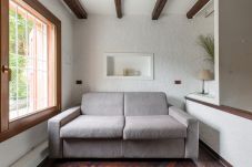 Appartement in Bologna - Massarenti 152 - White & Green Duplex