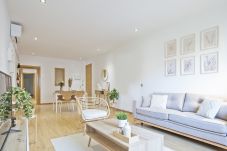 Appartement in Barcelona - OLA LIVING CONSELL DE CENT 7