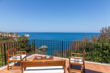 Villa in Castellammare del Golfo - Villa La Fenice with Private Access to the Sea