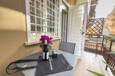 Appartement in Rome stad - Lovely Design Apartment with Balcony