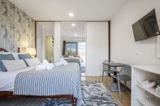 Studio in Calheta - White Rabbit I by Madeira Sun Travel