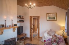 Huis in Clifden - Errislannan Stone Cottage