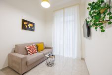 Appartement in Napoli - Garibaldi Central Station Apartment