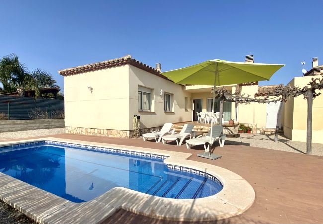 Villa in Ametlla de Mar - Villa Abella 1B-15/16