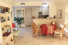 Appartement in Marbella - Generous and clasic apartment, in Alhambra del Mar