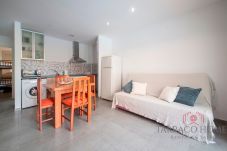 Herenhuis in Salou - TH03 Acogedora casita en Salou