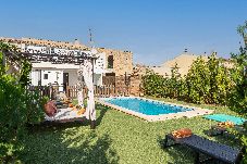 Villa in Llubi - CAN MIQUEL PORRO - Spectacular townhouse with priv