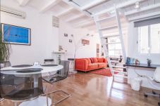 Appartement in Barcelona - TERRACE DUPLEX at SAGRADA FAMILIA/GRACIA