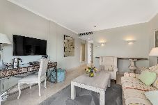 Appartement in Marbella - All About Puente Romano Penthouse Suite