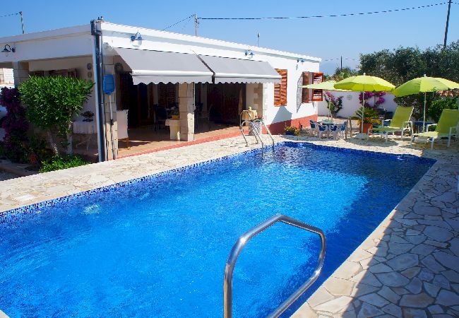  in Vinaroz / Vinaros - Casa Tilly Pool con piscina privada y WiFi cerca d