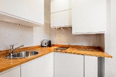 Appartement in Málaga stad - Spacious, Serene Comfort in Málaga Center