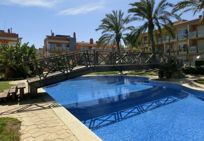  in Cambrils - 7171-PORT MARINO. A/C, Piscinas y Parking