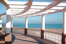 View of the beach from the promenade in Moncofa