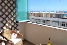 Apartment in Quarteira - T1 Mira Praia 7 50M PRAIA VISTA MAR WI-FI 4 PESSOA