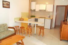 Apartment in L'Escala - CALA MONTGO 33