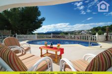 Villa with pool in Moiraira