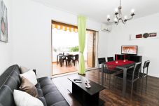 Alquiler apartamento vacaciones en La Pineda Tarragona. Salón Comedor P.PRIMA 2