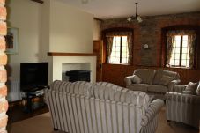 House in Piltown - Belline Estate (The Coach House)