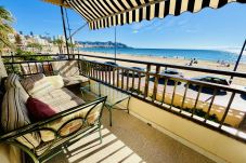 Direct sea views from the terrace of the holiday flat in Benidorm