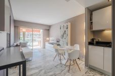 Apartment in Cannes - Fontaine 2p Rue Cirrode