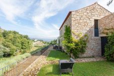 Cottage in Melgaço - Melgaço Alvarinho Houses - Casa Clérigo