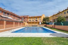 Apartment in Palafolls - Vivalidays Elisabet