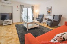 Apartment in Estoril - Santa Catarina Terrace