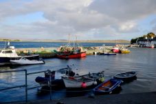 Sandy Heels Holiday Cottage, Harbour View Holiday Accommodation Available in Roundstone, County Galway, Ireland 