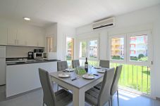 Apartment in Empuriabrava - 0074-GR RESERVA 4 PB 63