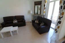 Apartment in Cannes - 2 bedroom Forville 8 mins to the Palais 328