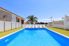 Villa in Salou - PANORAMIC VILLA - Only Families