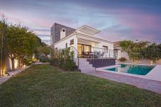 Villa in Marbella - Modern Villa close to Costabella beach