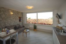 Apartment in Tignale - Cà de l'Adamo - Appartamento Menèk