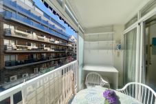 Apartment in Benidorm - R058