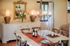 Villa in Castellina in Chianti - Villa in Castellina w. Pool, Garden & Winery