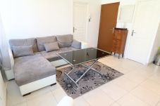 Apartment in Cannes - Carré d'Or 1 bedroom 2 mins Croisette 243