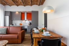 Apartment in Barcelona - OLA LIVING MUSIC 2