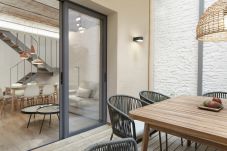 Apartment in Barcelona - OLA LIVING CALABRIA 0 DUPLEX