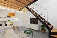 Apartment in Barcelona - OLA LIVING CALABRIA 1 DUPLEX