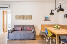 Apartment in Palermo - Le Niche Holiday Home with Balcony - CAV