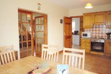 Allaghee Mor Holiday Home, Seaside Holiday Accommodation Available in Ballinskelligs County Kerry