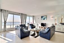 Apartment in Valras-Plage - LENG 302 GOLFE CLAIR