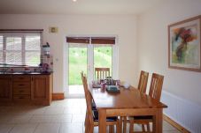 Cois Chnoic, Seaside Holiday Accommodation Available in Dingle County Kerry