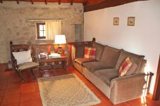 Farm stay in Arcos de Valdevez - Casinha do Terraço - Quinta da Breia