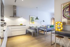 Apartment in Barcelona - OLA LIVING BROTO