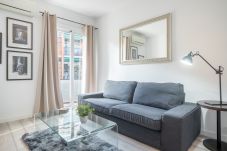 Apartment in Barcelona - G43