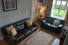 Family friendly Self-Catering Rural Retreat Primrose Cottage, Kinnitty, County Offaly