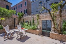 Apartment in Venice - Ca' Minore Secret Garden