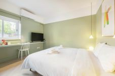 Rent by room in Cascais - (D1) Jardim Green Suite
