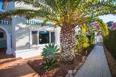 Villa in Calpe / Calp - Villa Yoko - PlusHolidays